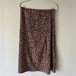 SHEIN Leopard Print Satin Midi Skirt with Slit – Size L